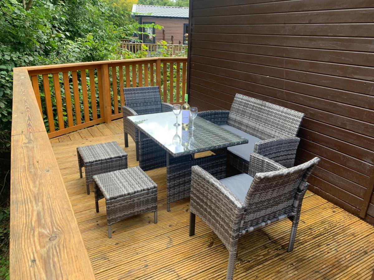 Immaculate 3-Bed Lodge In Hawick Exterior photo