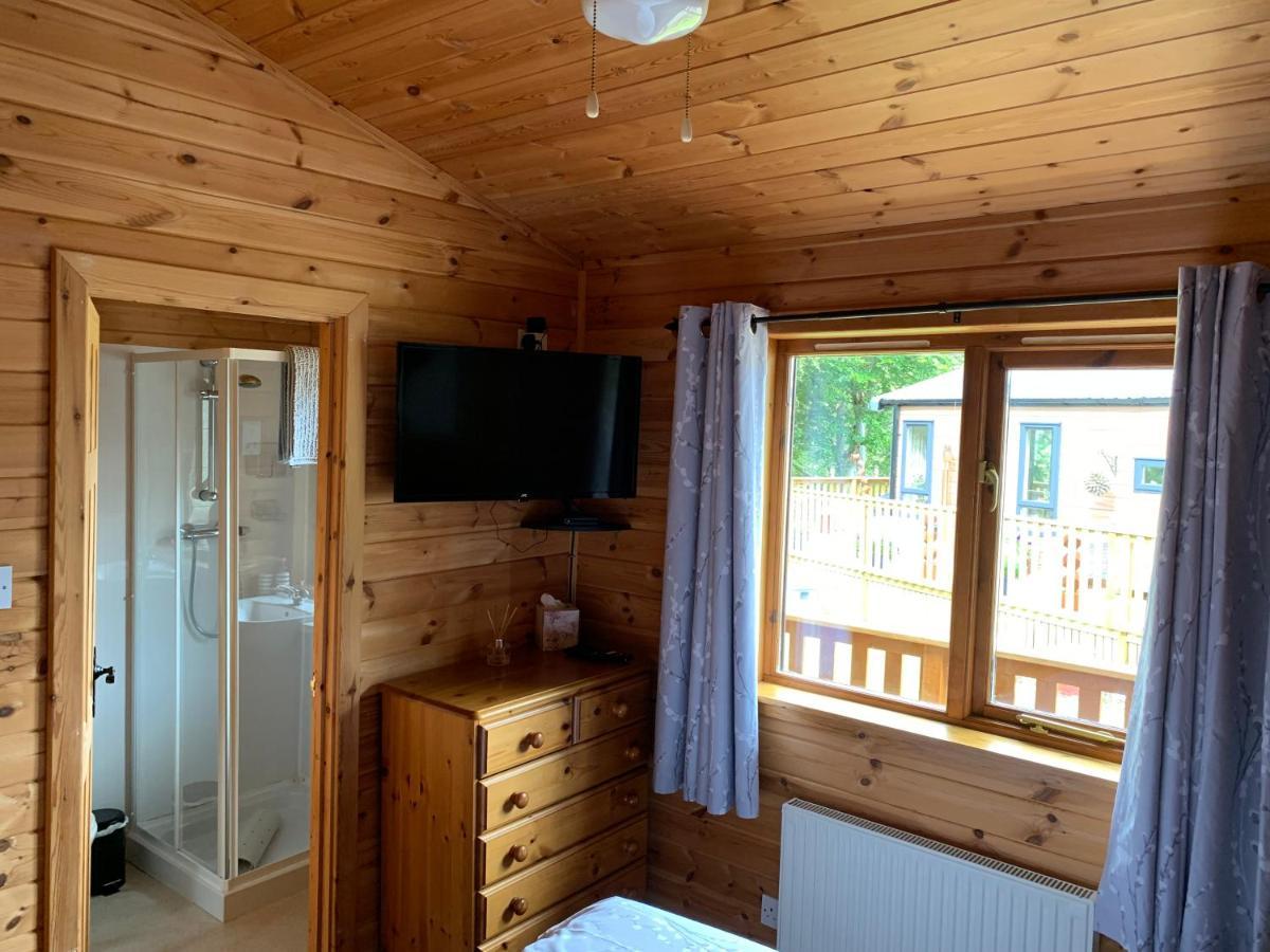 Immaculate 3-Bed Lodge In Hawick Exterior photo